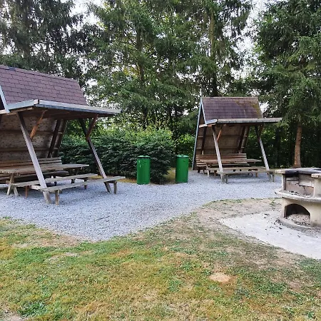 Bungalow 69, Durbuy, La Vie En Rose Holiday home Durbuy